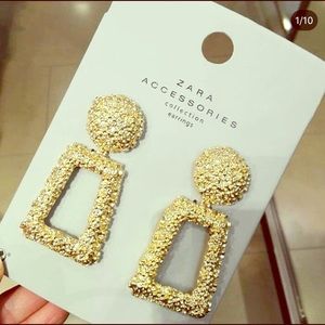 Zara Gold Earrings